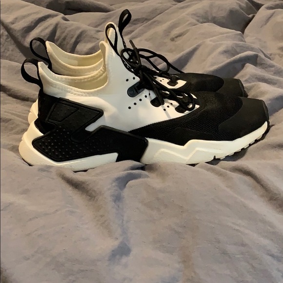 COPY - Nike Huaraches Run Drift - Picture 2 of 6